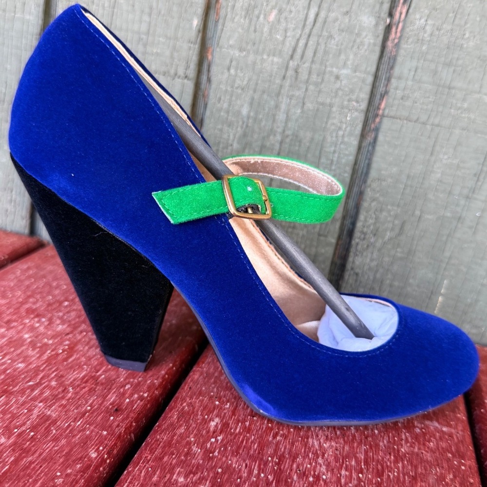 Qupid Rico-22 Royal Blue Velvet Mary Jane Chunky Heel Pumps Green Strap Size 7